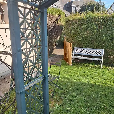 Cosy Avec Jardin, Piscine, Tennis Et Parking Semesterbostad *