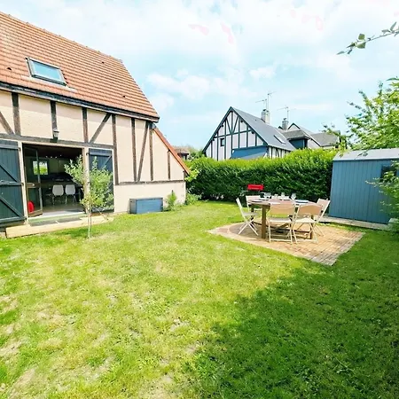 Cosy Avec Jardin, Piscine, Tennis Et Parking Cabourg
