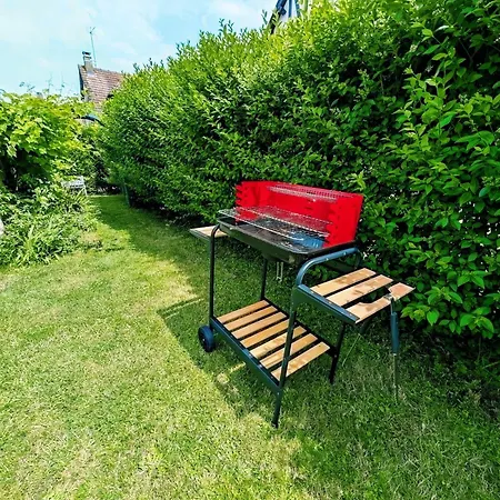 Cosy Avec Jardin, Piscine, Tennis Et Parking * Cabourg