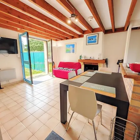 Hébergement de vacances Cosy Avec Jardin, Piscine, Tennis Et Parking Cabourg